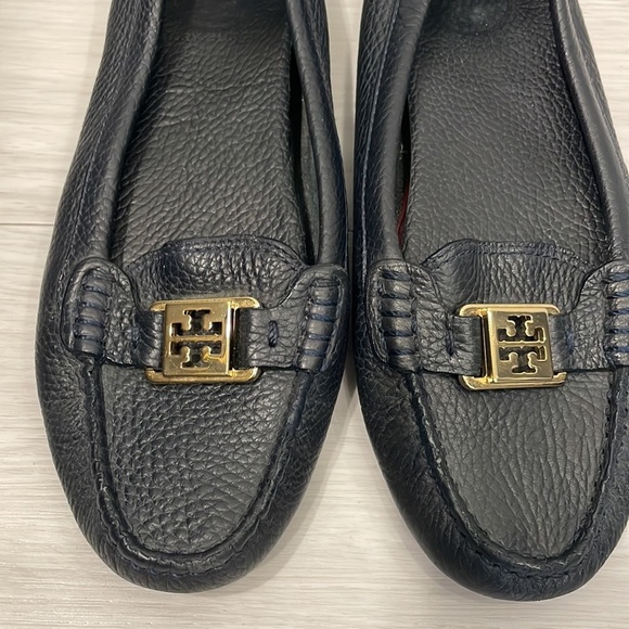 Tory Burch Kendrick Driving Loafers - Picture 2 of 14
